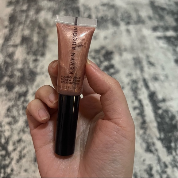 kevyn aucoin glass glow lip prism rose - Picture 2 of 8